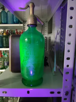 Sifón turquesa A. Guerin. Uranio