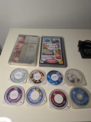 Sony PSP 2004 Nera + Giochi e Accessori