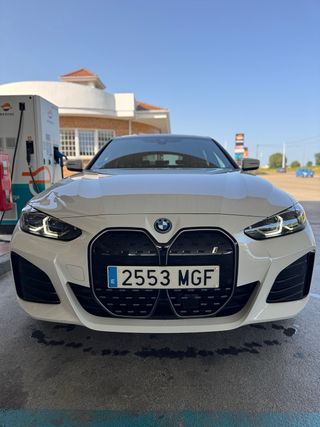 BMW i4 2023 eDrive M40