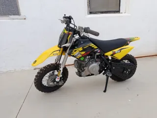 Moto infantil YCF 50 4t