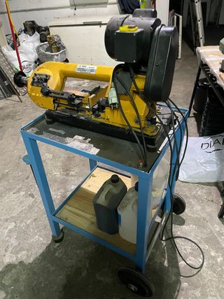 Sierra de cinta Sonne con mesa