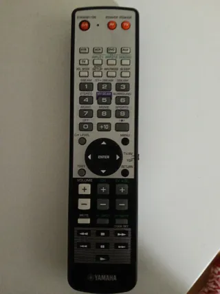 Barra de Sonido Yamaha YSP-900  Negra