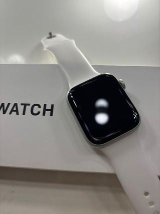 Apple Watch SE 2ª Gen Plata.