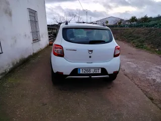 Dacia Sandero 2015