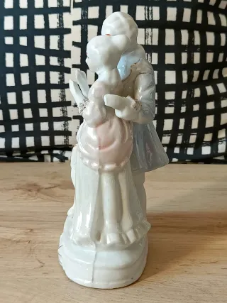 Figura Romántica Porcelana Rococó