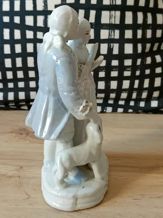 Figura Romántica Porcelana Rococó