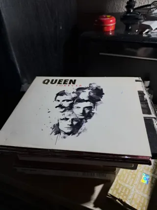 CD Queen Forever