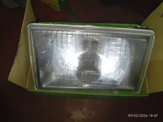 Faro delantero de Renault 9