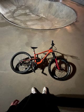 Santa Cruz Nomad 4 C