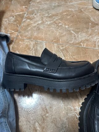 Mocasines Stradivarius Negros