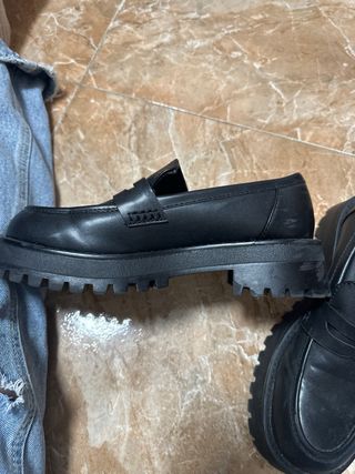 Mocasines Stradivarius Negros