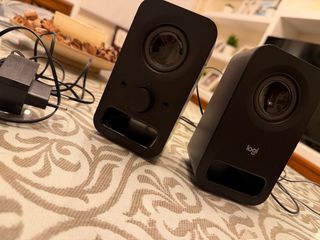 Altavoces Logitech Negros
