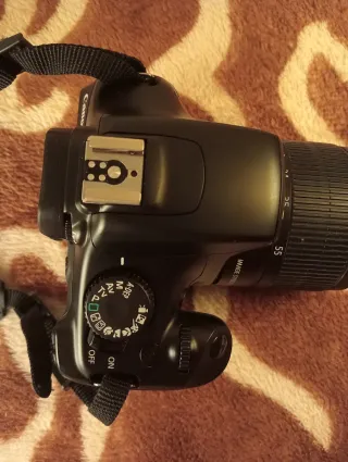 Canon EOS 1100D en perfecto estado + Accesorios