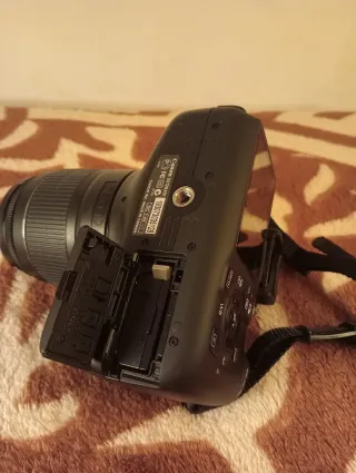 Canon EOS 1100D en perfecto estado + Accesorios