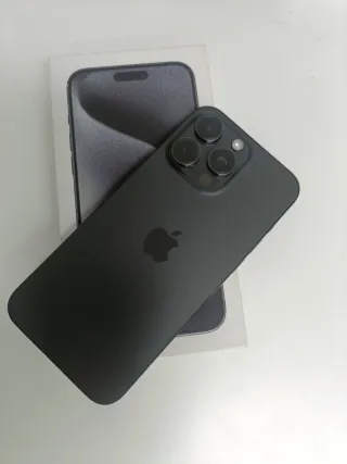 iPhone 15 Pro Max Negro/Gris