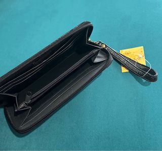 Cartera con tarjetero