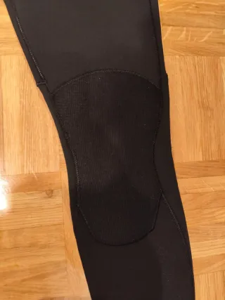 Traje neopreno surf Dakine con capucha