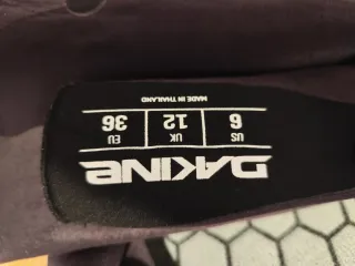 Traje neopreno surf Dakine con capucha