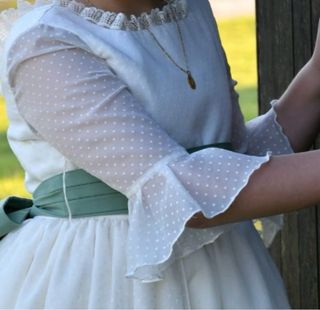 Vestido de Comunión con Lazo y zapatos.