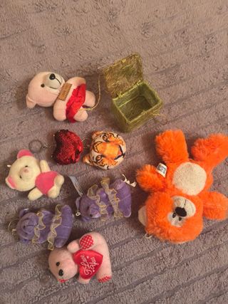 Lote peluches ositos y caja decorativa