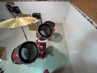 Batería musical roja para jóvenes