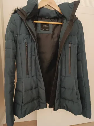 Cazadora Zara plumífera talla S verde