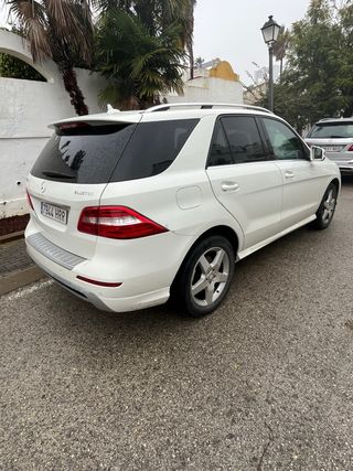 Mercedes-Benz ML250
