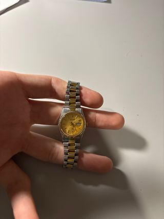 Seiko Quartz SQ bicolor día-fecha