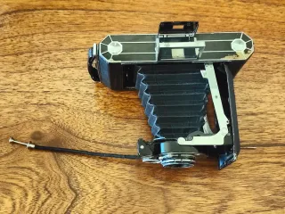 Kodak Six 20 Model C (EEUU 1933) + funda + cable