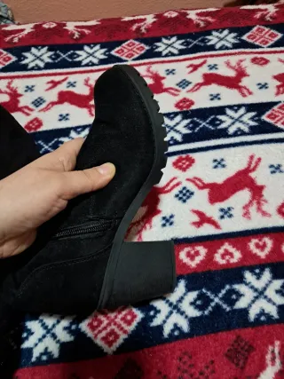 Botas altas negras talla 36 nuevas