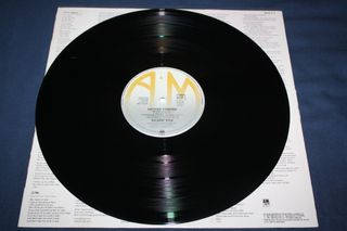 Suzanne Vega Solitude Standing UK 1st Near Mint