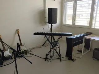 Sintetizador Yamaha V50 FM