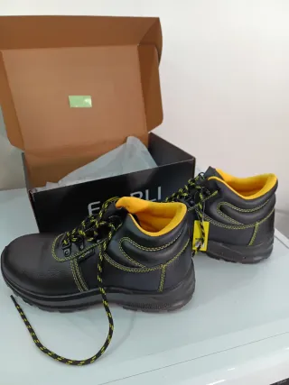 Botas de seguridad FORLI negras y amarillas nuevas