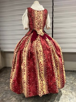 Traje Fallera Beige y Rojo