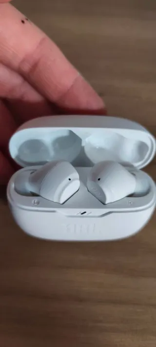 Auriculares JBL Wave Beam Blancos