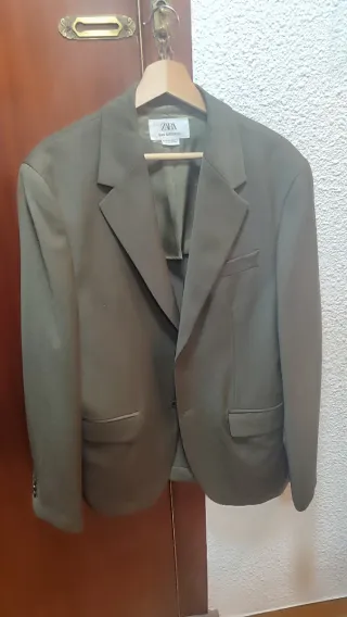 Americana Zara verde oliva talla 50