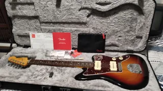 Fender Jazzmaster American Pro II + Funda