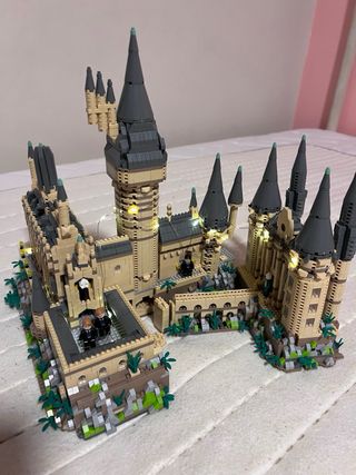 Castello di Hogwarts di Harry Potter con luce