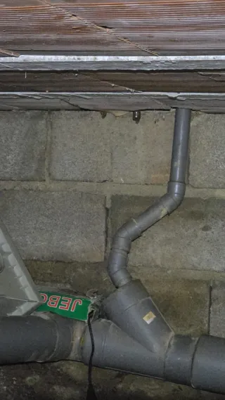 Desatascador y fontanero hacemos reparación y