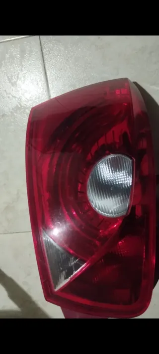 Faro trasero Seat Ibiza izquierda nuevo