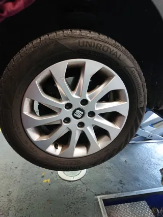 Llantas 16 Seat León MK3 Uniroyal RainSport 5