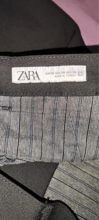 Traje negro Zara