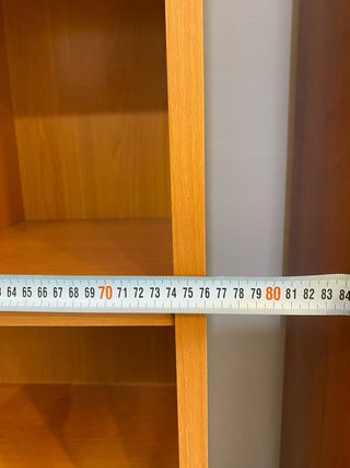 Estantería de madera