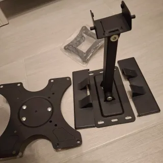 Staffa TV Samsung 32 + staffa a muro