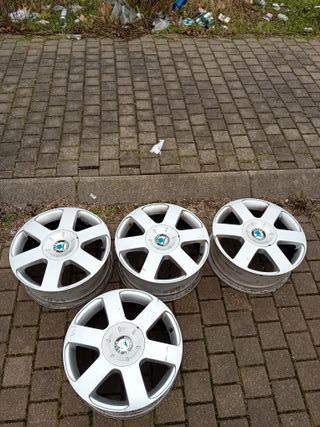 llantas Skoda octavia  vw passat 16r