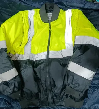 Cazadora de trabajo reflectante, marca JOMIBA.