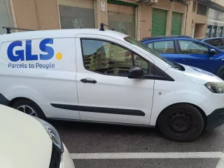 Ford Transit Courier 2015