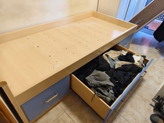 Cama nido madera y azul