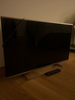 Televisor Panasonic Plata