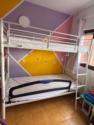 Litera de hierro blanca